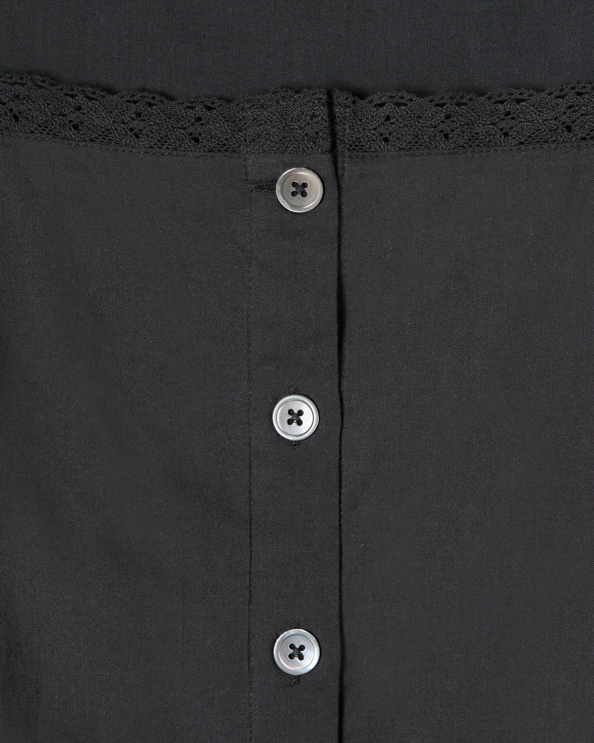 kinderbrook sleeveless dress in black detail